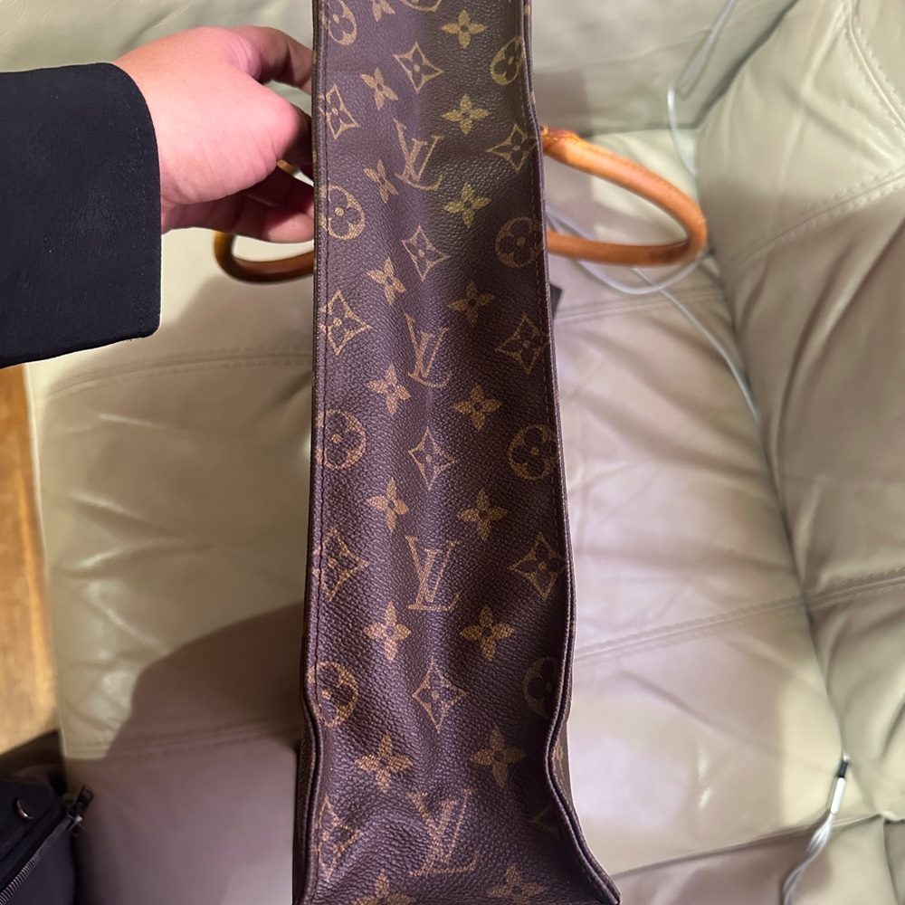 Huge Price Drop ⬇️ Louis Vuitton Monogram Sac Plat - Picture 8 of 16